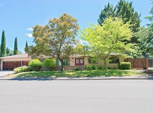 2786 Aldersgate Rd, Medford, OR 97504