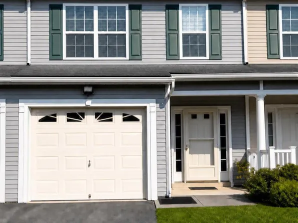 39 Sophie Ln, Bunker Hill, WV 25413
