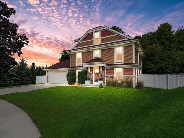 914 Durango DRIVE, Hartford, WI 53027