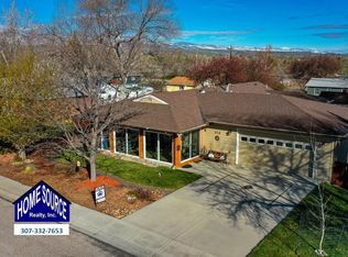 575 Bellvue Ave, Lander, WY 82520
