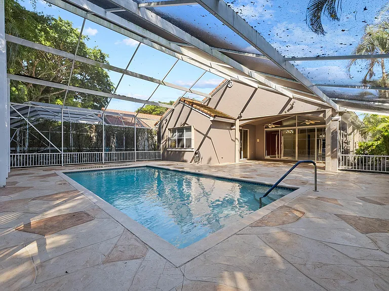 10860 Fairmont Village Dr — Photo 35