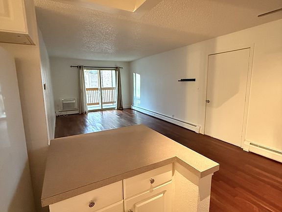 3rd image of 2835 S Monaco Pkwy APT 1-207