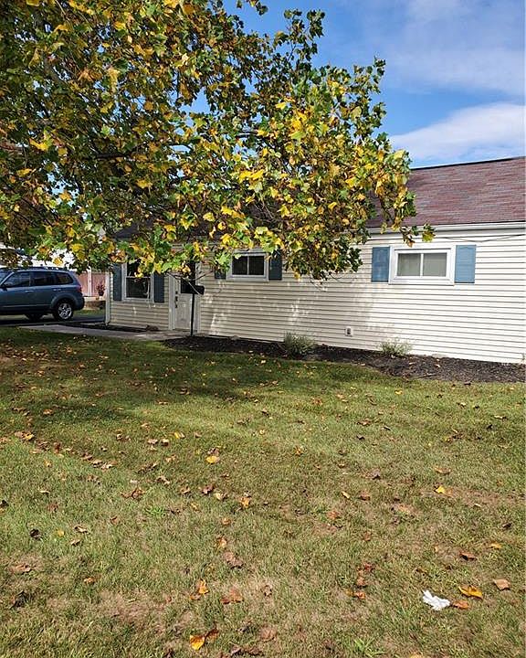 2nd image of 17 Jenkins Ave