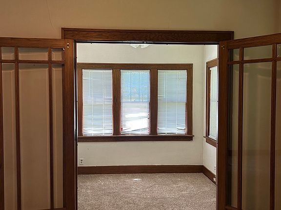2nd image of 1429 158th St