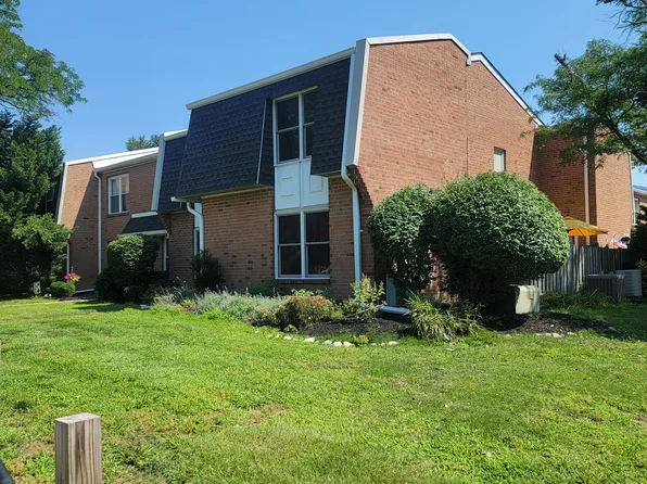 1055 Harbour Dr, Palmyra, NJ 08065