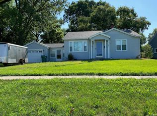 24 N County Rd, Mascoutah, IL 62258