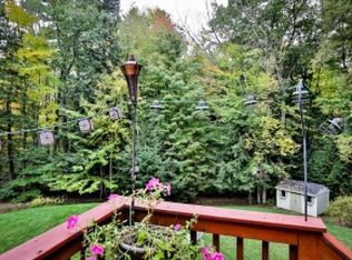 19 Essex Rd, Bedford, NH 03110