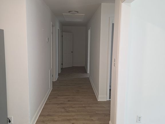 4th image of 3210 Baker Rd NW