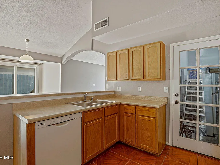 3836 Tierra Roca Pl — Photo 10