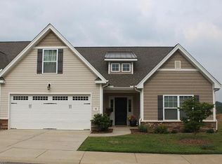 38 Loftin St, Weaverville, NC 28787