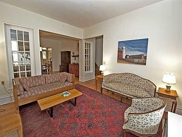 5th image of 1035 Murray Hill Ave