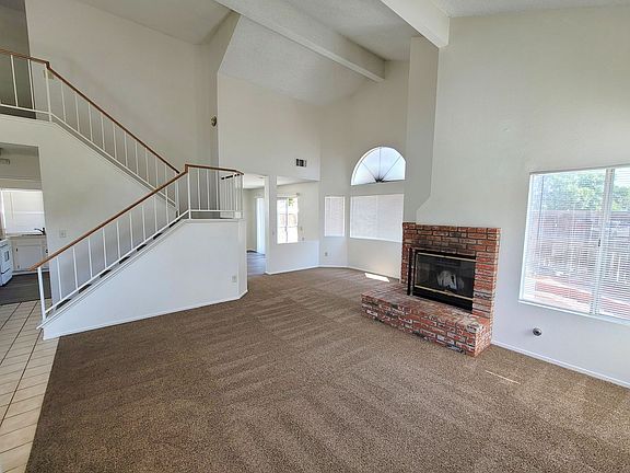 3rd image of 2549 S Winston Ct