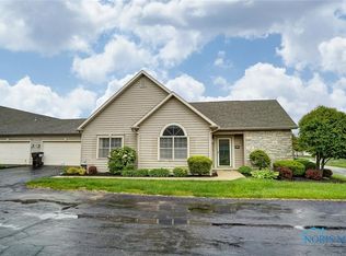 7635 Brookstone Dr #U, Findlay, OH 45840