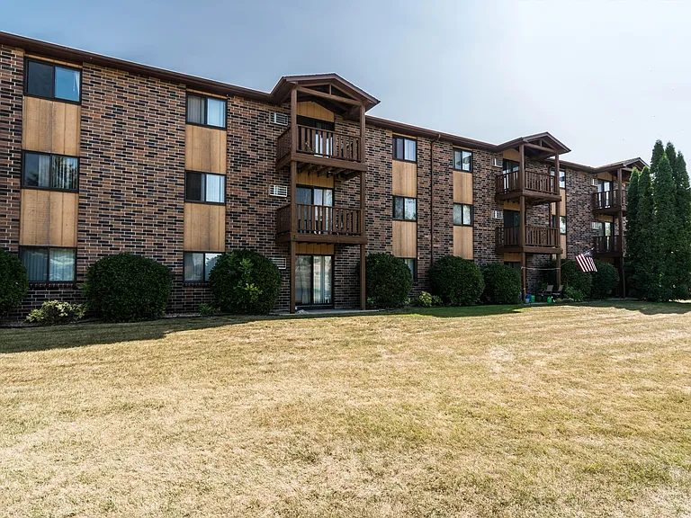 Chandler 1802 — Photo 11