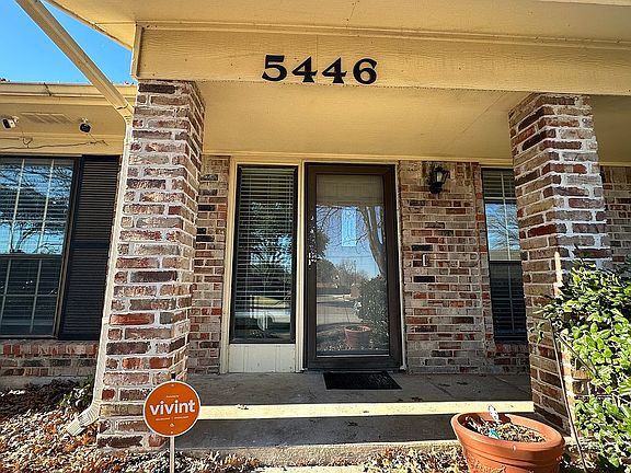 3rd image of 5446 Barcelona Dr
