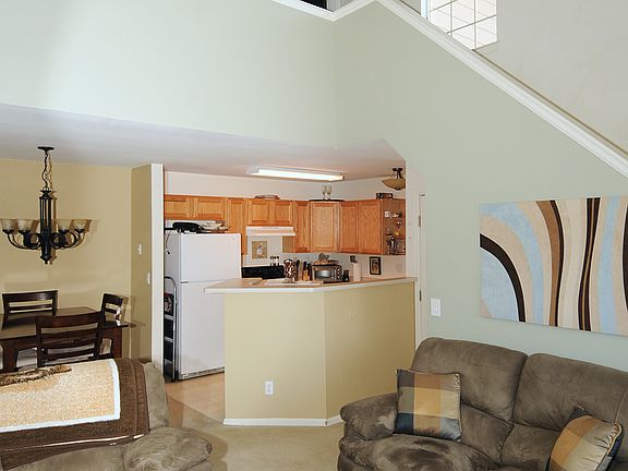View towards kitchen from LR