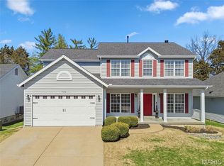 725 Whispering Forest Dr, Ballwin, MO 63021