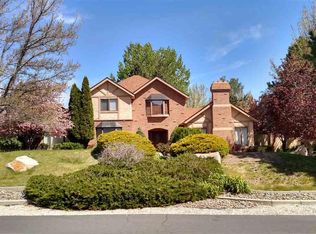 2096 Manhattan Dr, Carson City, NV