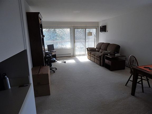 2nd image of 2317 Packard St APT B301
