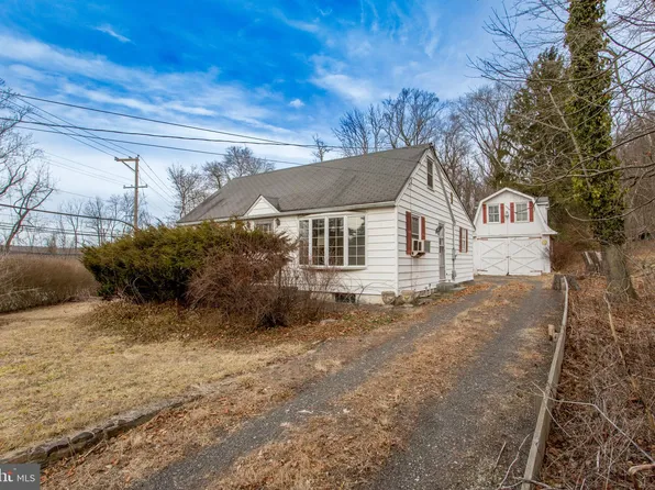 2091 Durham Rd, New Hope, PA 18938