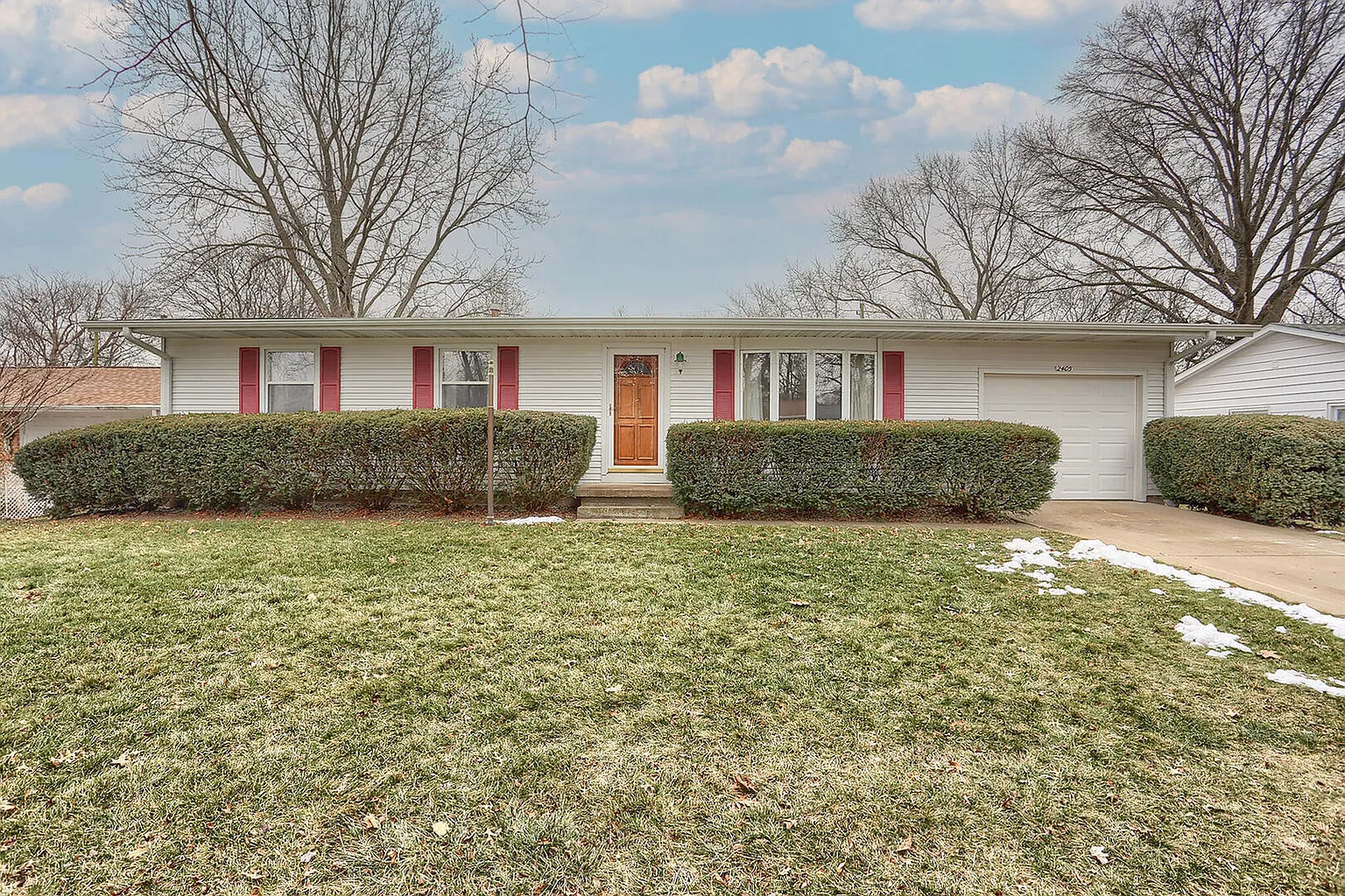 2405 Arden Dr photo 1