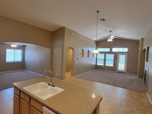 3rd image of 3519 E Kesler Ln