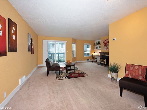 4th image of 20620 60th Ave W APT F