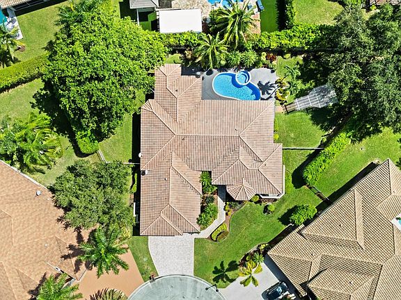 5th image of 12424 NW 17th Place