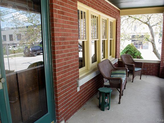 4th image of 21741 Edna St