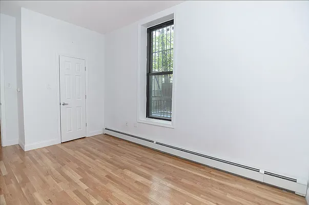 Rented by Hagstrom Management Inc | media 11