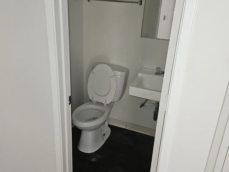 8809 Etiwanda Ave #16 — Photo 8