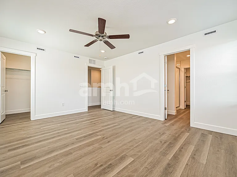 10069 Atchinson Ct — Photo 9