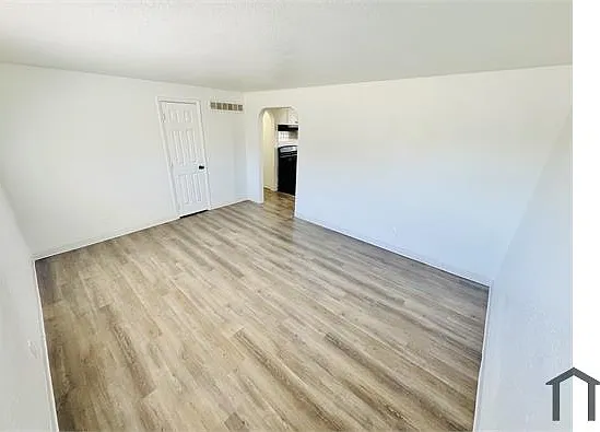 2 bed, 800 sqft, $1,695 — Photo 4
