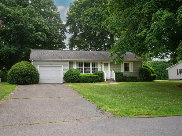 8 Primrose Path, Hatfield, MA 01038