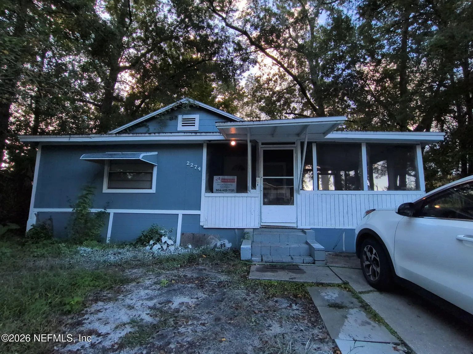 4 bed, 1.0 bath, 1097 sqft, $1,299 — Photo 1