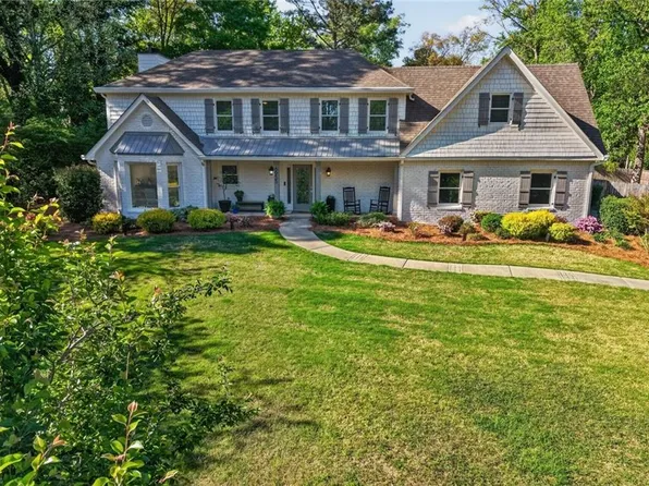 6955 Northgreen Dr, Sandy Springs, GA 30328