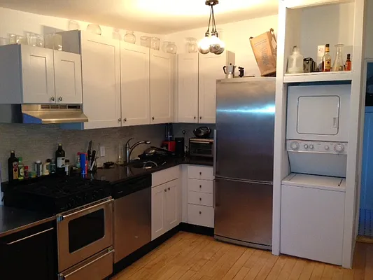 Rented by Ozymandius Realty | media 6