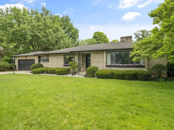 2424 Beverly Pl, Columbus, OH 43209