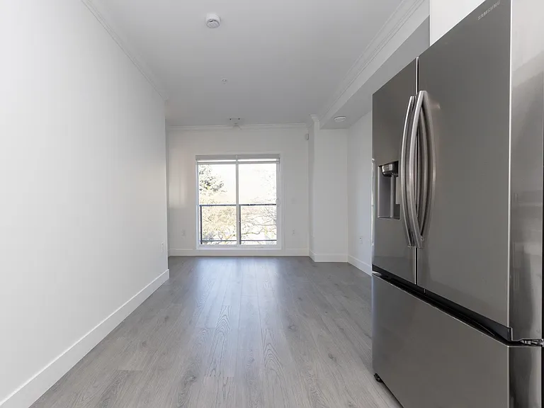 2122 E 32nd Ave #204 — Photo 12
