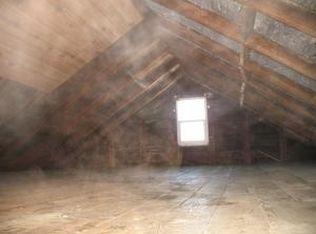 105 Molleystown Rd, Pine Grove, PA 17963