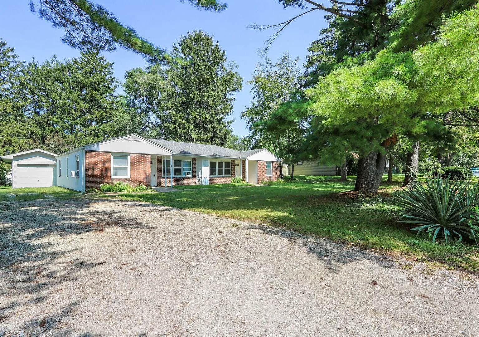 1614 W. Union St. — Photo 1