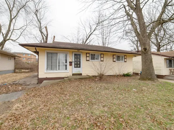 10612 Spring Garden Dr, Saint Louis, MO 63137