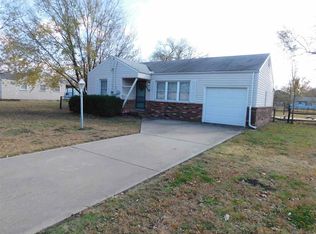 51 Lee Ave, Ponca City, OK 74604