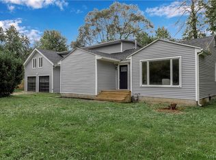 5850 Dover Rd, Lake View, NY 14085