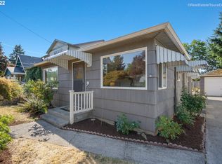 6832 SE Reedway St, Portland, OR 97206