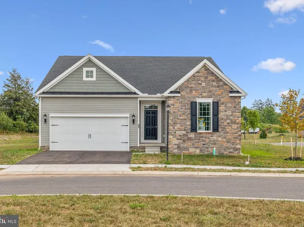 93 Ravenrock Dr #C41, Gettysburg, PA 17325