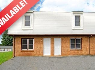 305 Sams Trl APT F, Dallas, NC 28034