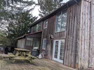 651 Bamboo Ln, Loysville, PA 17047