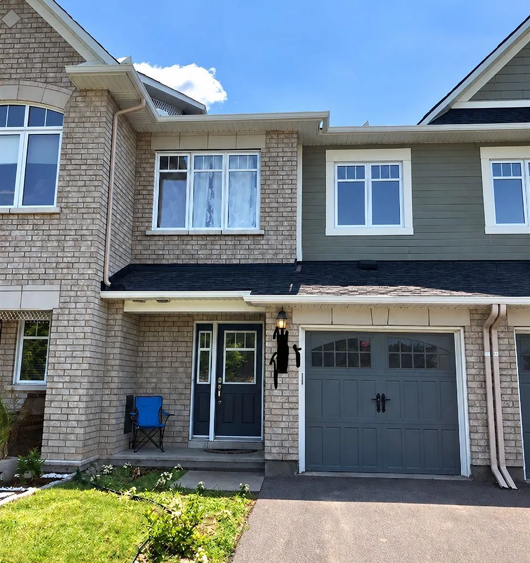 3 bed, $2,799 — Photo 1