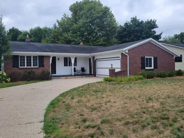 4558 41st St SW, Grandville, MI 49418